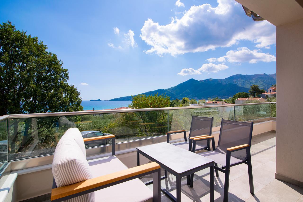 Semiramis Luxury Suites Chrisi Ammoudia Exterior foto