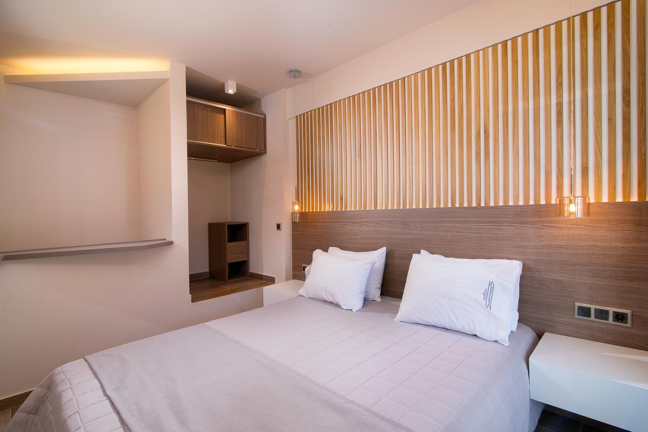 Semiramis Luxury Suites Chrisi Ammoudia Exterior foto